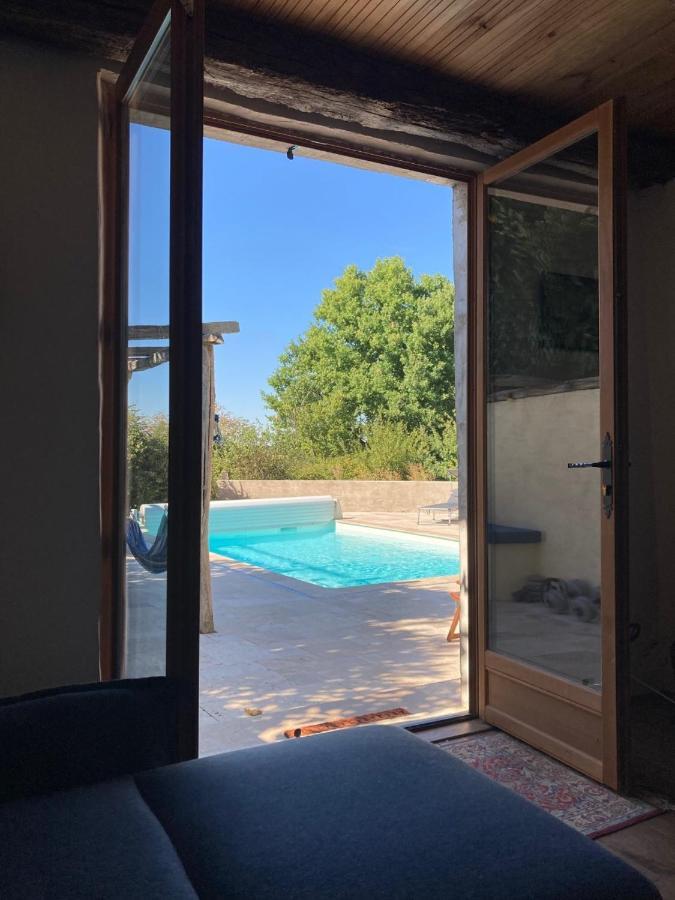Rustic Cottage With Stunning Swimming Pool Saint-Front  Exterior photo